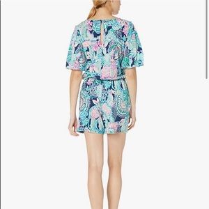 Lilly Pulitzer Britton Romper Looking Sharp
Size XS